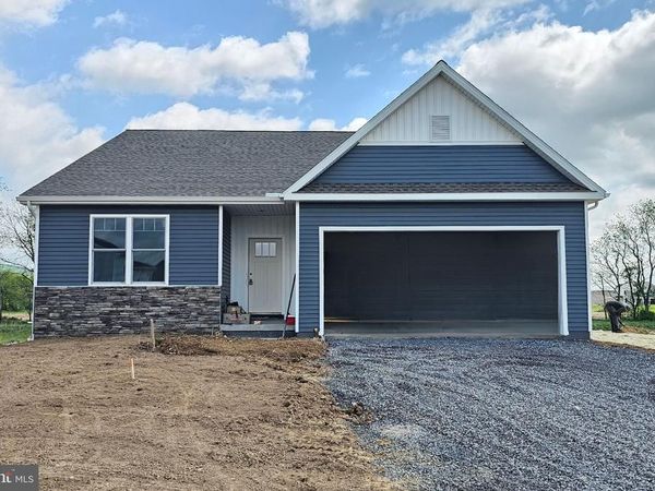 218 HEIRLOOM DRIVE, CENTRE HALL, PA 16828