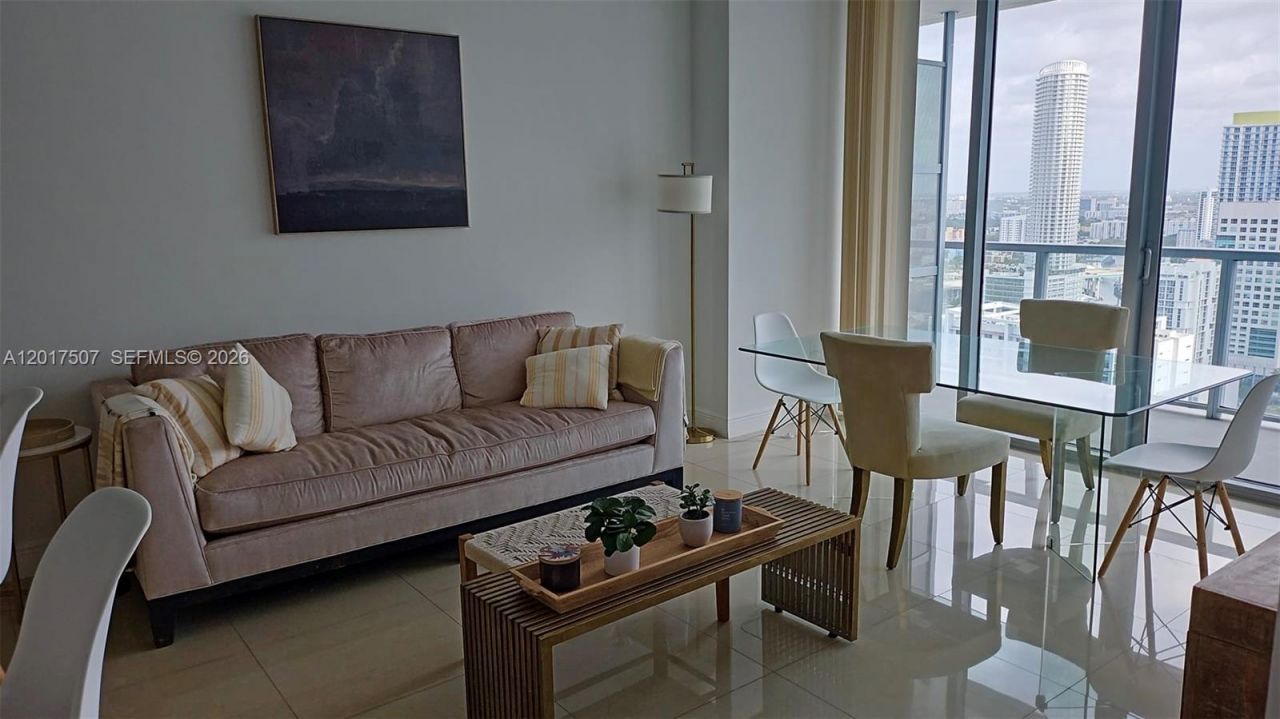 79 SW 12th St , Unit 3711-S, Miami, FL 33130 Photo