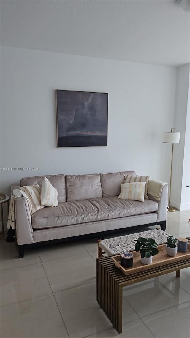 79 SW 12th St , Unit 3711-S, Miami, FL 33130 Photo
