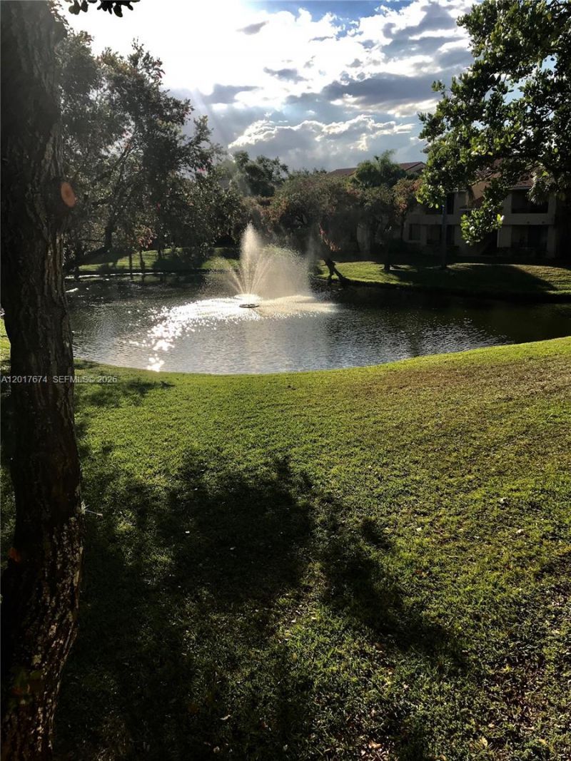 651 Lyons Rd , Unit 10204, Coconut Creek, FL 33063 Photo