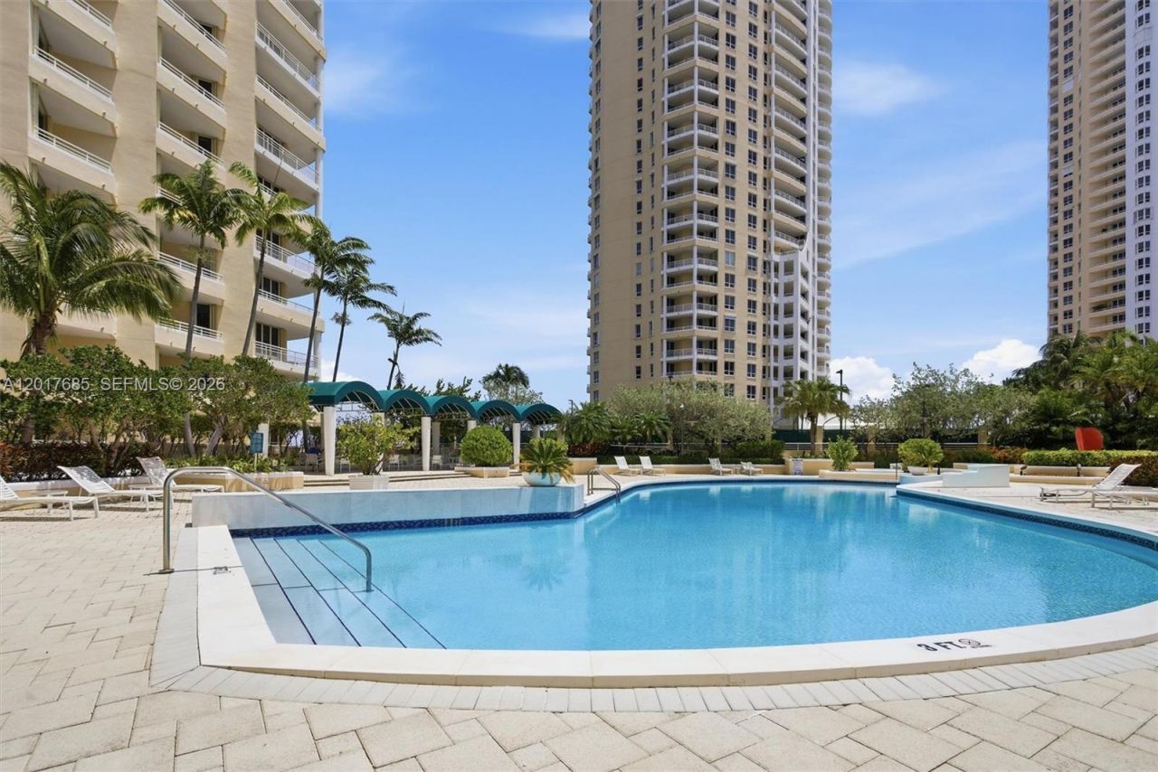 888 Brickell Key Dr , Unit 2010, Miami, FL 33131 Photo