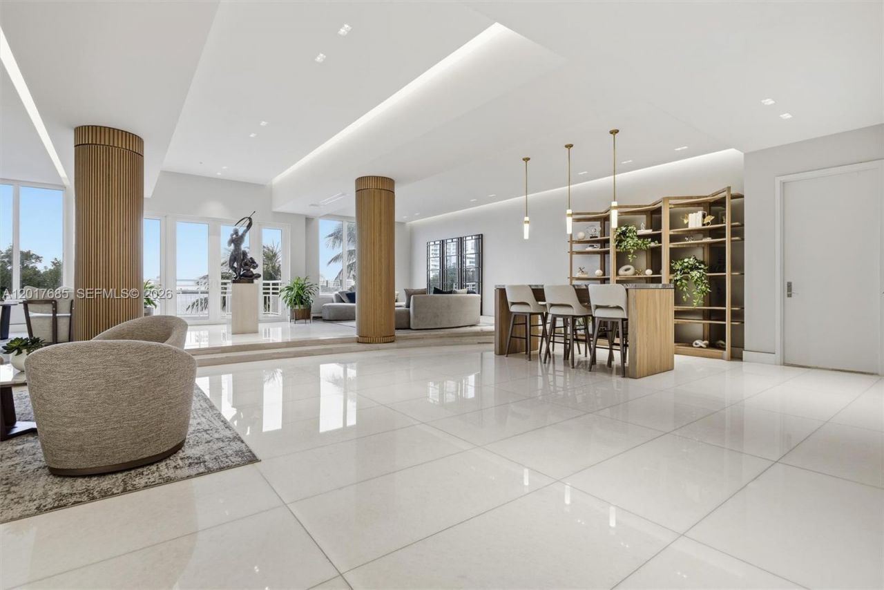 888 Brickell Key Dr , Unit 2010, Miami, FL 33131 Photo