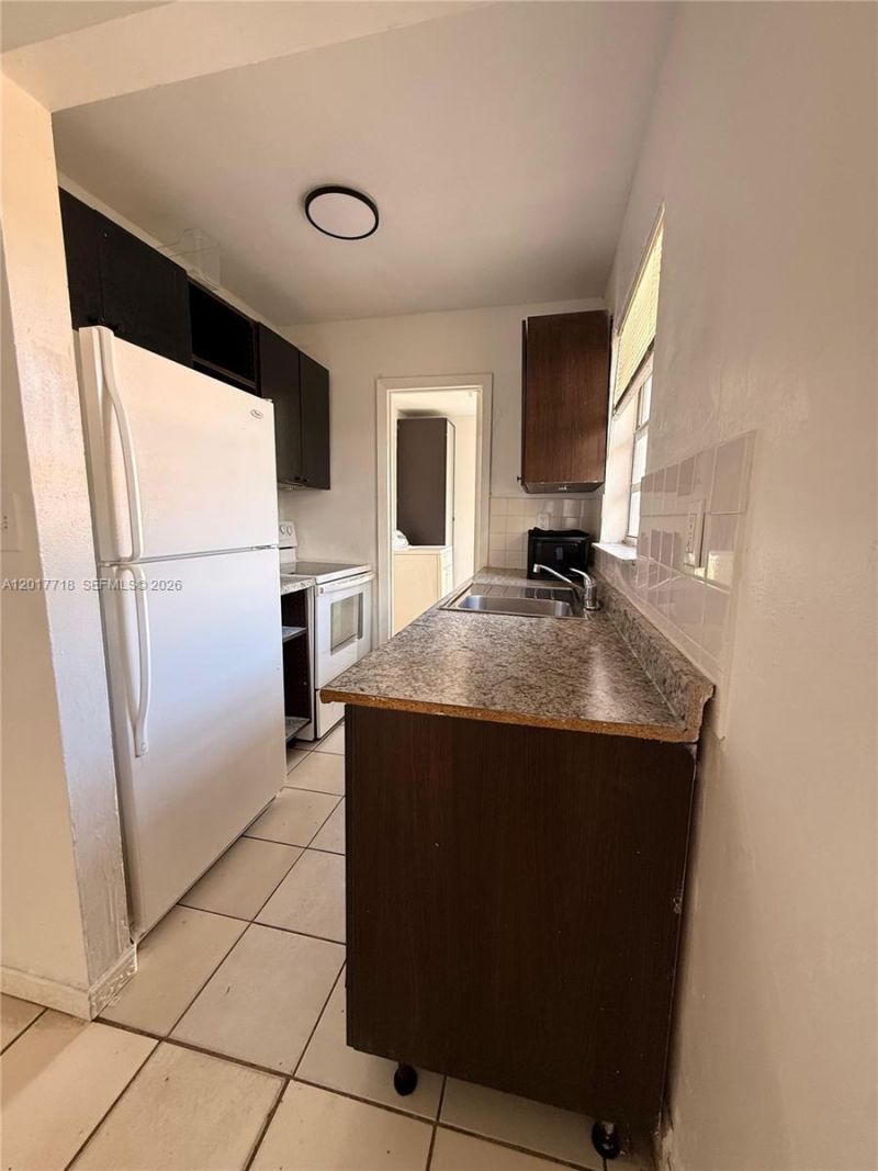 42 NW 66th St , Miami, FL 33150 Photo