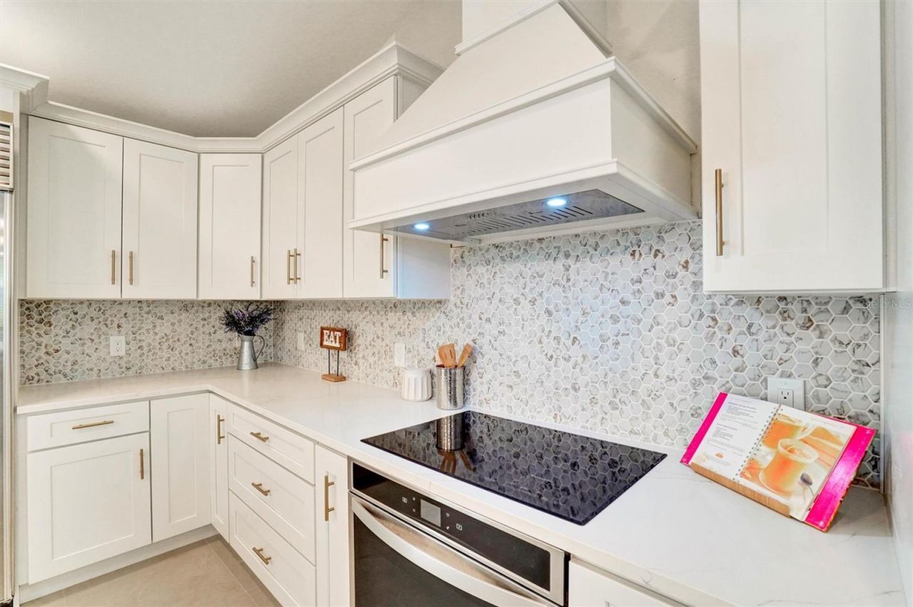 1627 Farrier Trail, Clearwater, FL 33765 Photo