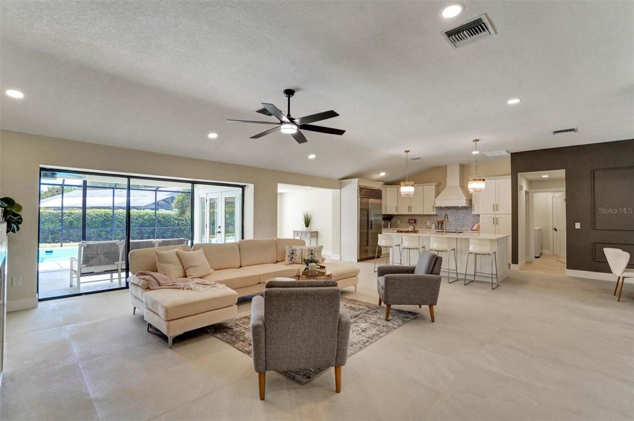 1627 Farrier Trail, Clearwater, FL 33765 Photo