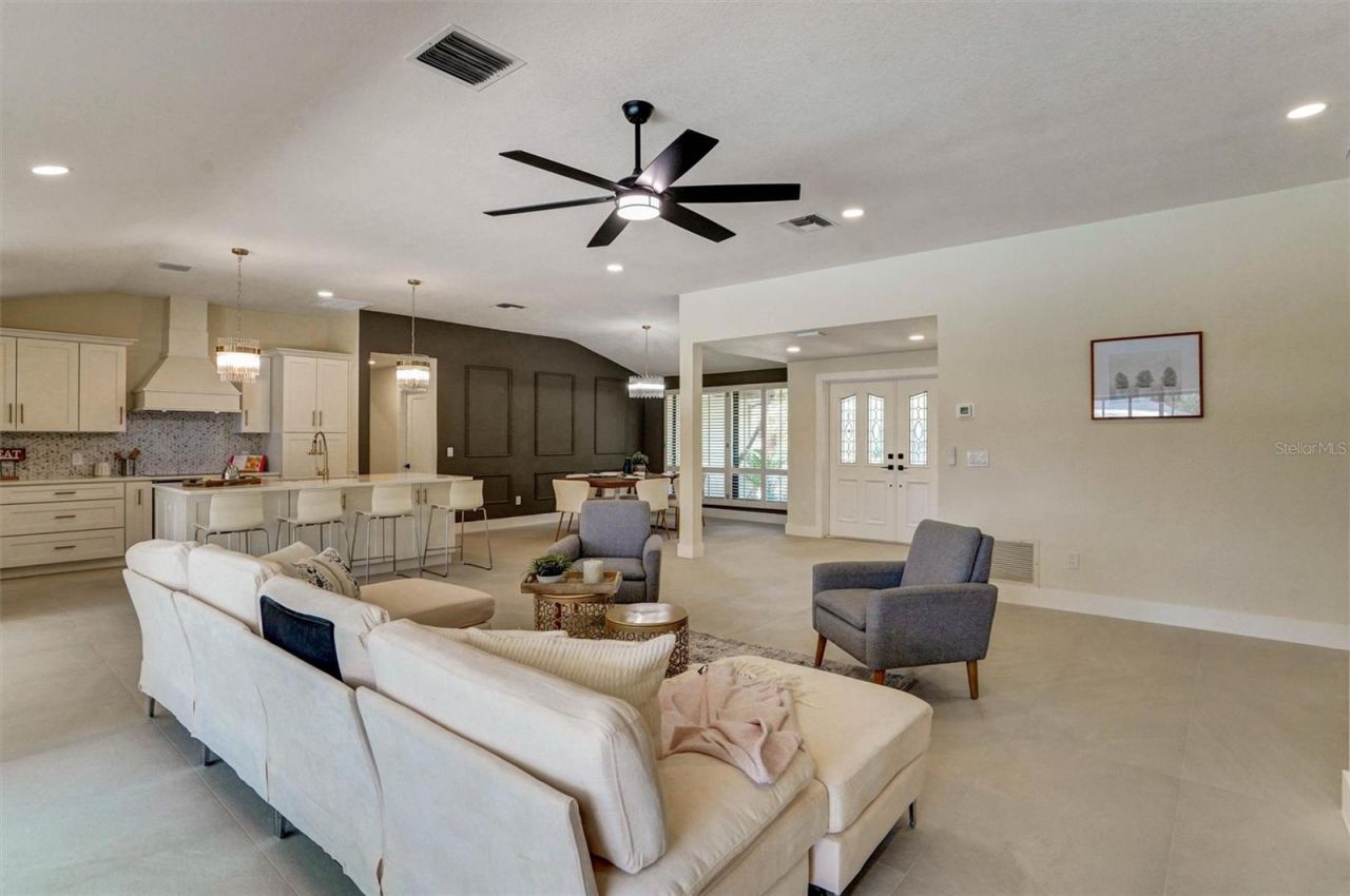 1627 Farrier Trail, Clearwater, FL 33765 Photo