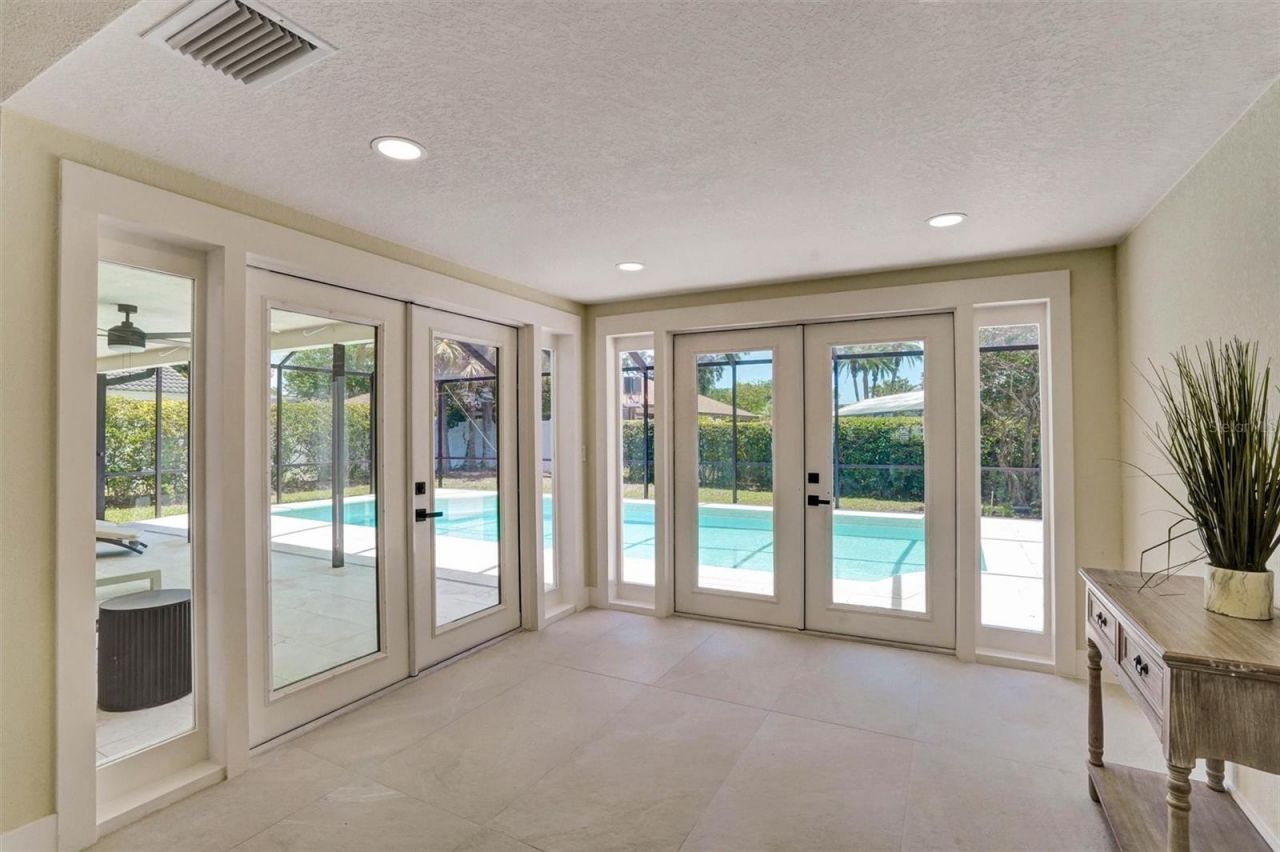 1627 Farrier Trail, Clearwater, FL 33765 Photo