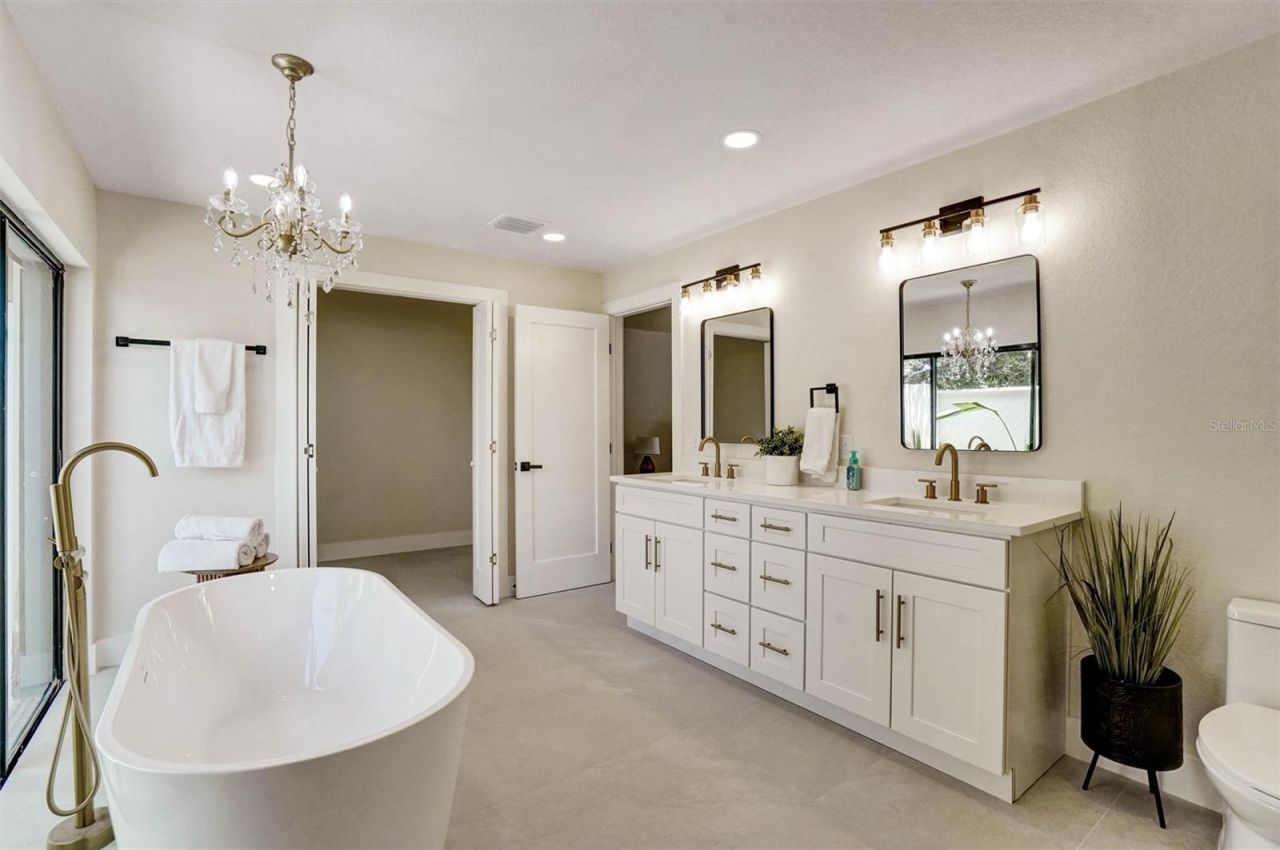 1627 Farrier Trail, Clearwater, FL 33765 Photo