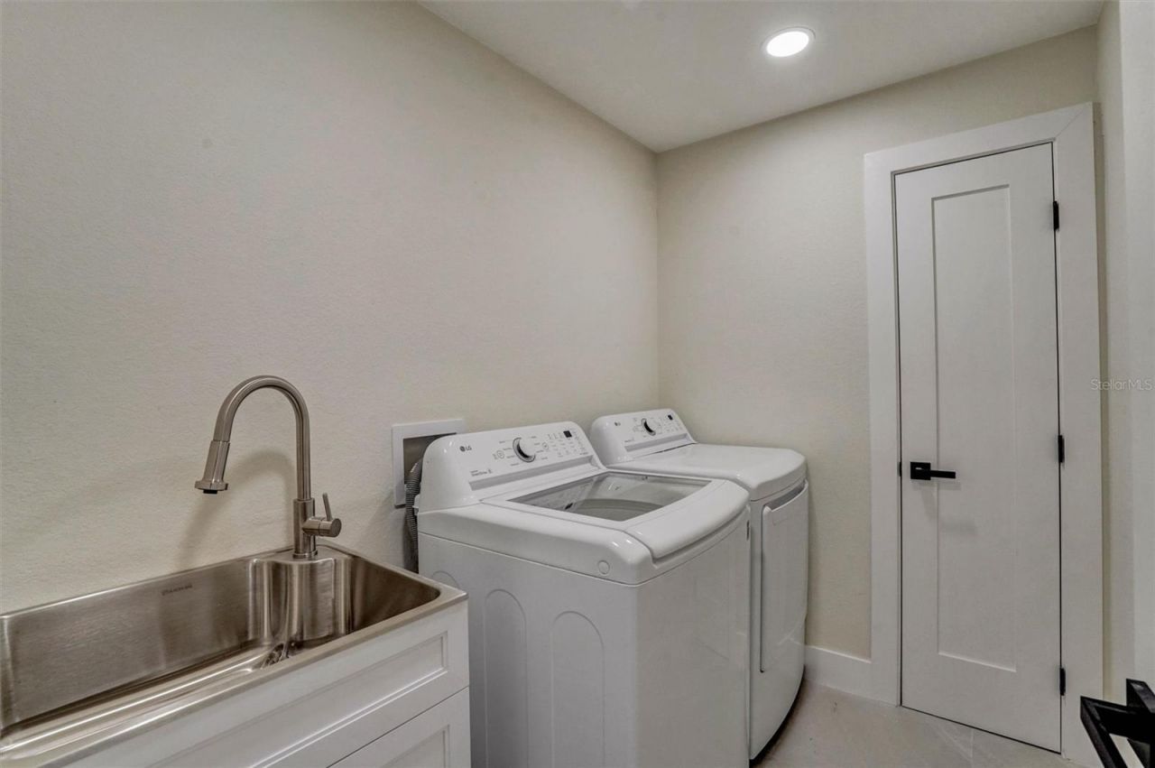 1627 Farrier Trail, Clearwater, FL 33765 Photo