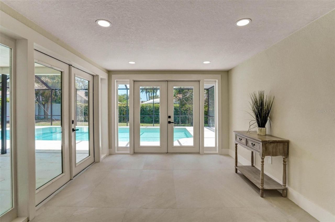 1627 Farrier Trail, Clearwater, FL 33765 Photo