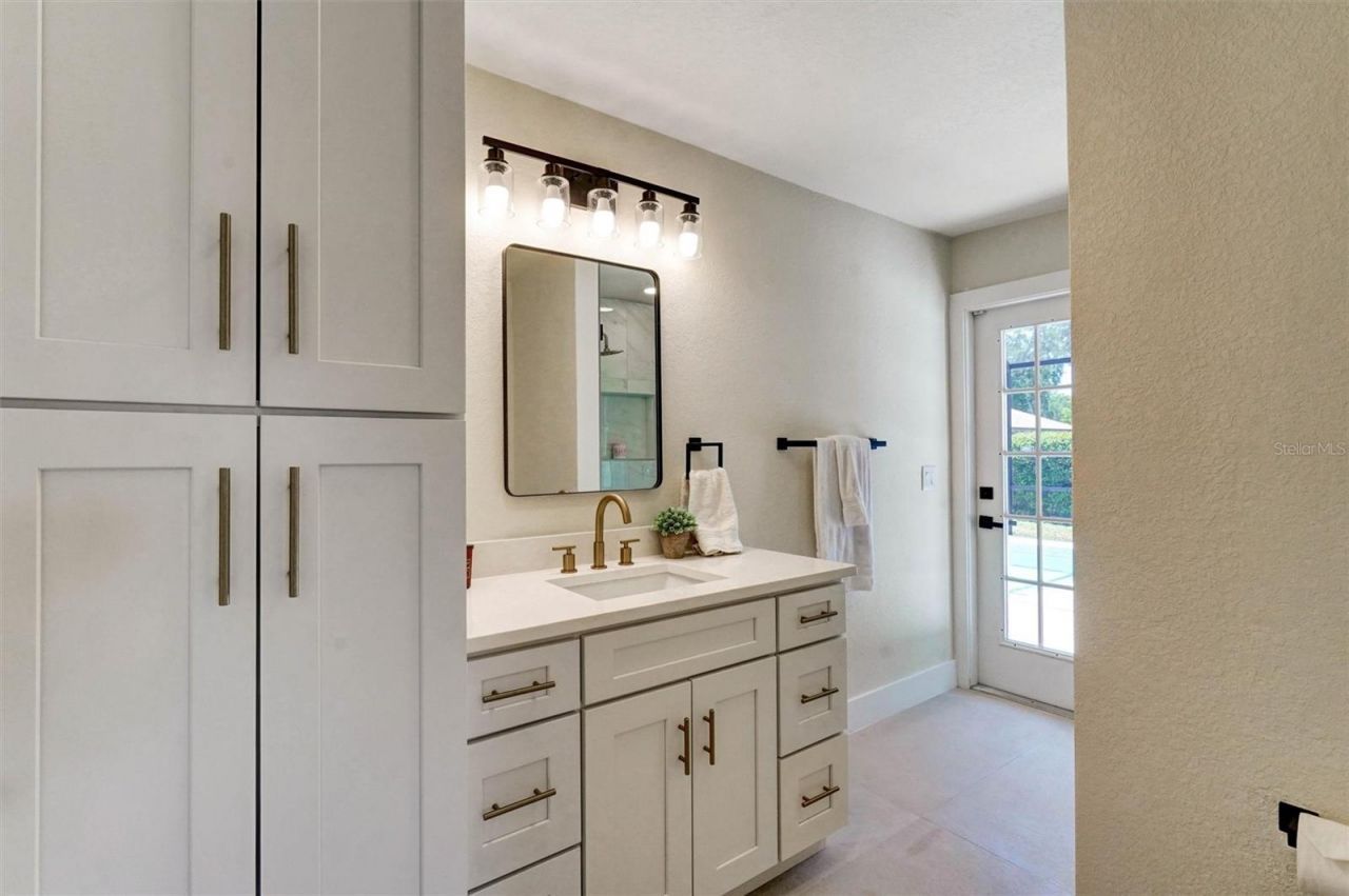 1627 Farrier Trail, Clearwater, FL 33765 Photo