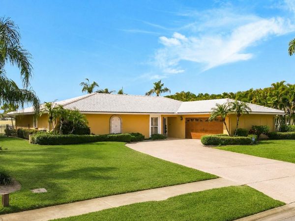 7861 OLIVER ROAD , SEMINOLE, FL 33777