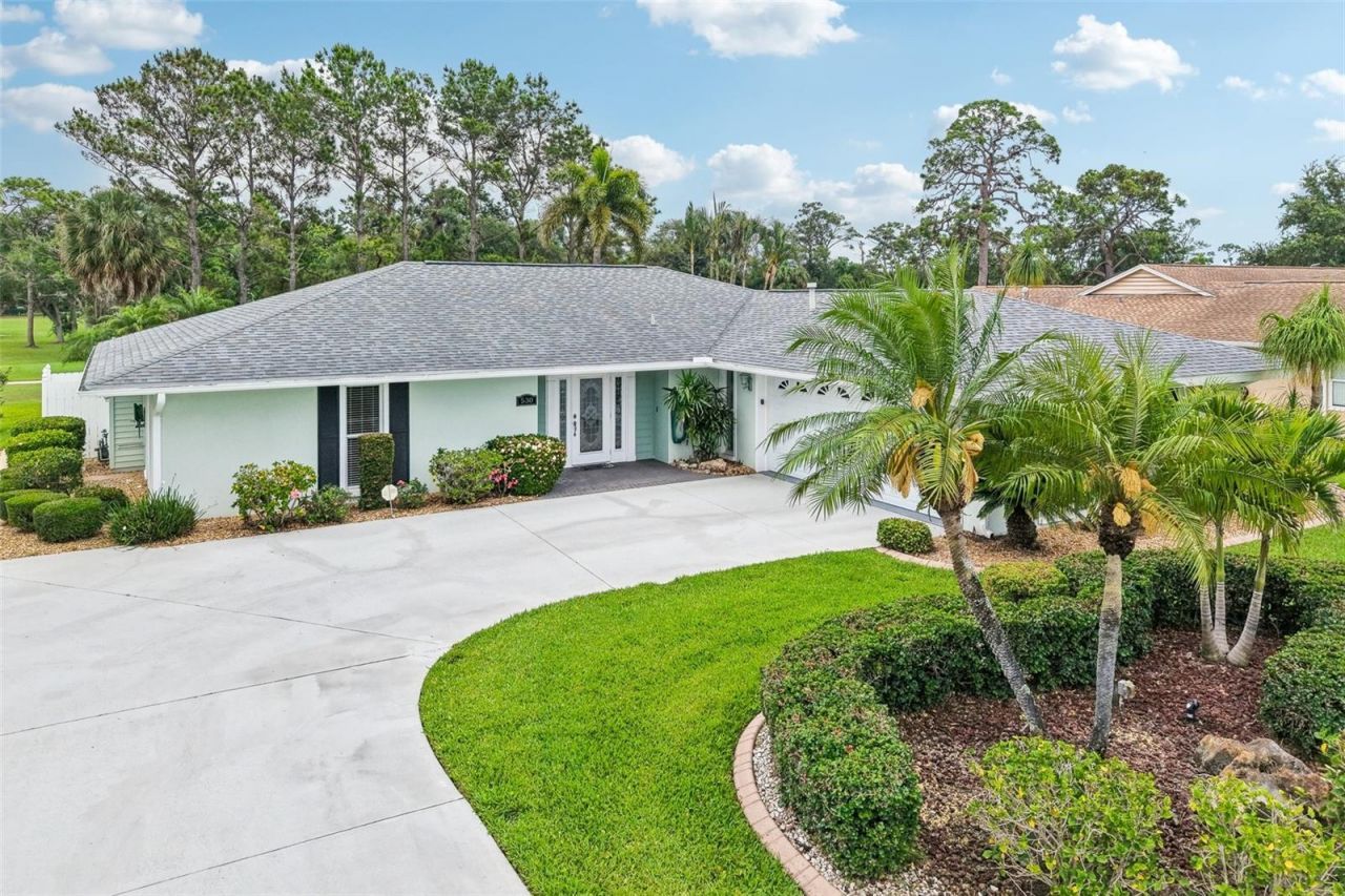 530 Magellan Drive, Sarasota, FL 34243 Photo