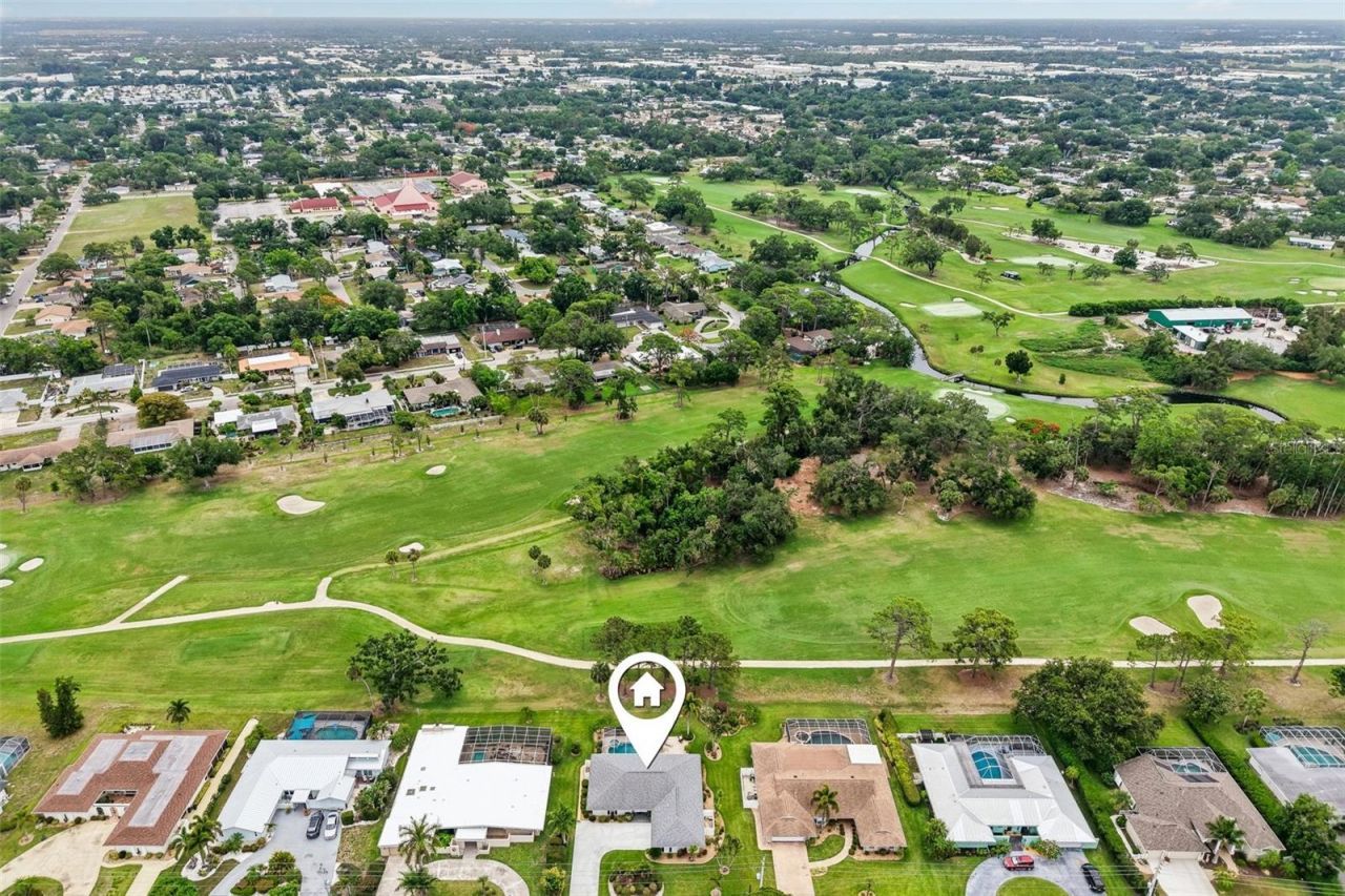 530 Magellan Drive, Sarasota, FL 34243 Photo