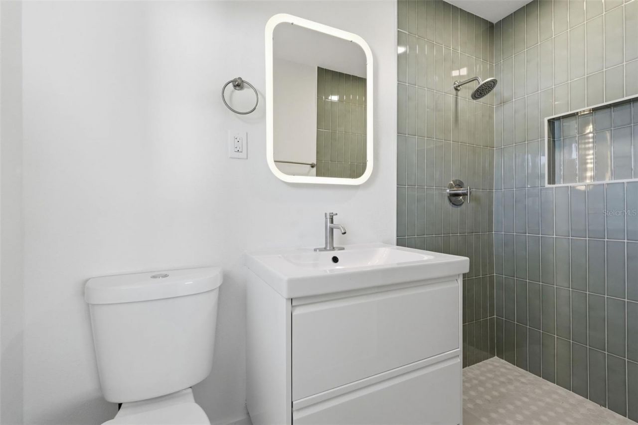 2989 Greenbriar Street, Sarasota, FL 34237 Photo