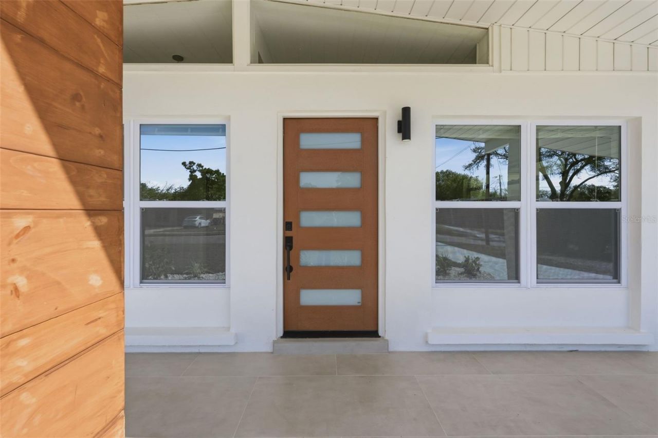 2989 Greenbriar Street, Sarasota, FL 34237 Photo
