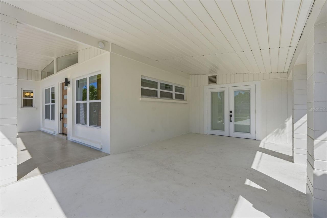 2989 Greenbriar Street, Sarasota, FL 34237 Photo