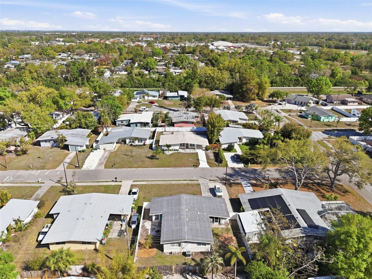 2989 Greenbriar Street, Sarasota, FL 34237 Photo