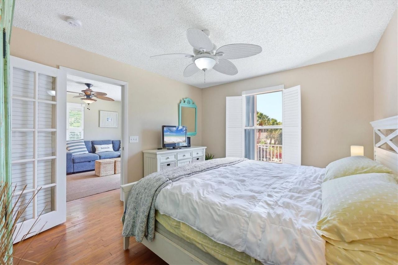 6325 Gulf Drive, Holmes Beach, FL 34217 Photo
