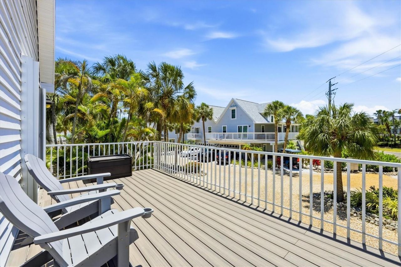 6325 Gulf Drive, Holmes Beach, FL 34217 Photo