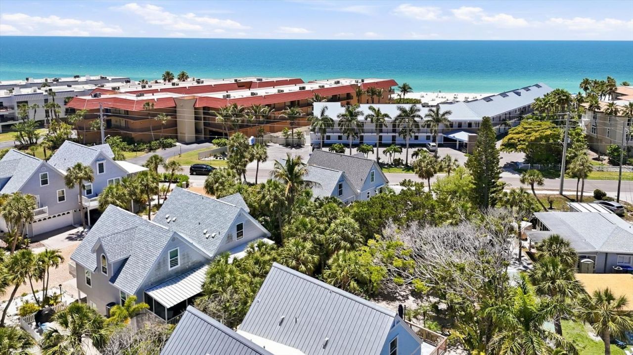 6325 Gulf Drive, Holmes Beach, FL 34217 Photo
