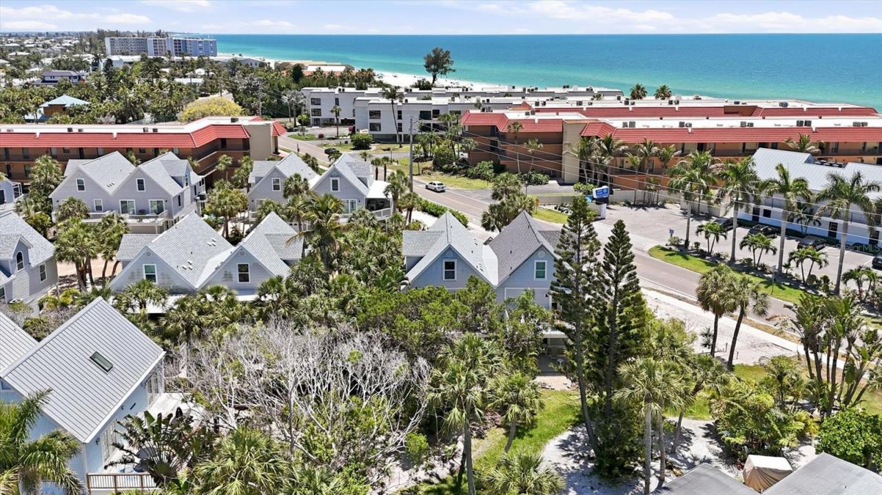 6325 Gulf Drive, Holmes Beach, FL 34217 Photo