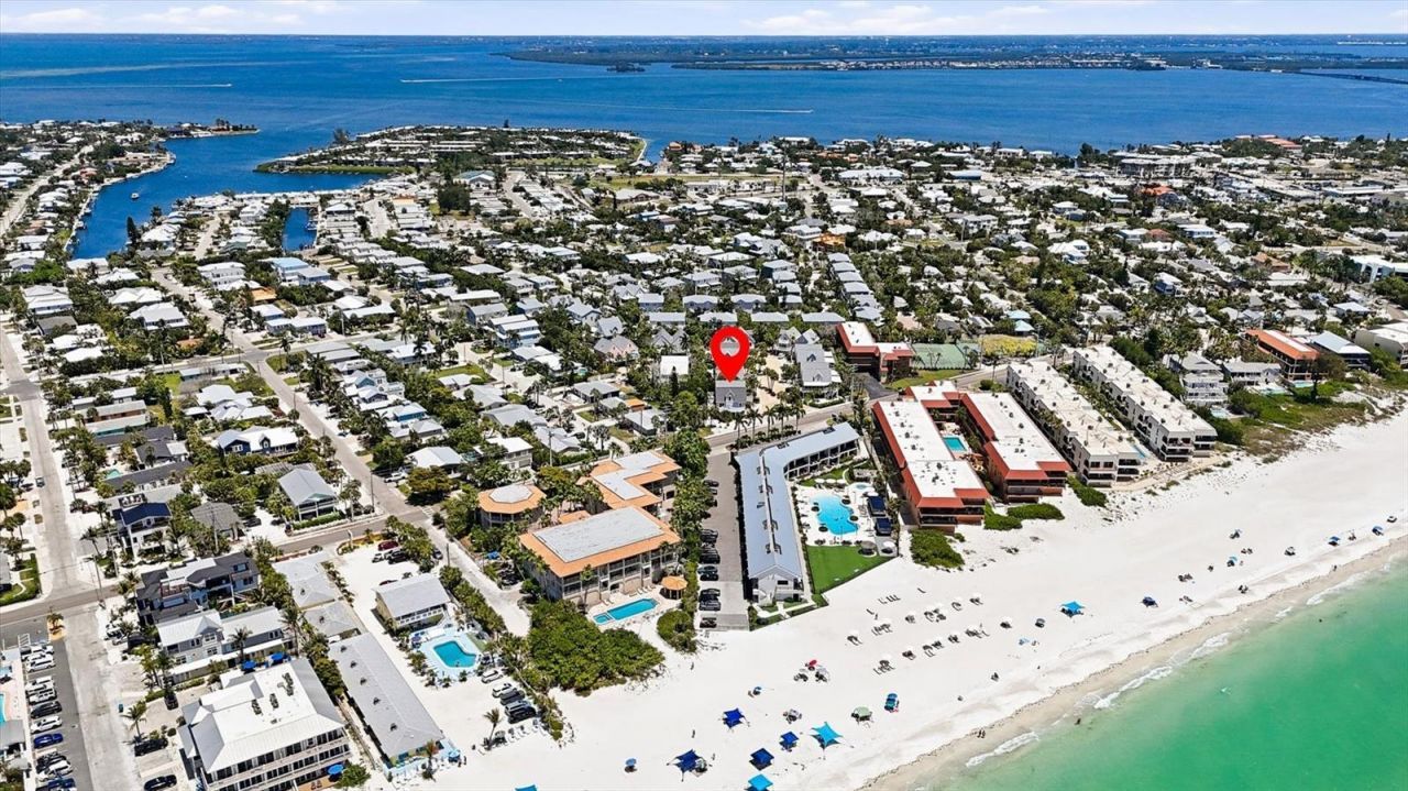 6325 Gulf Drive, Holmes Beach, FL 34217 Photo