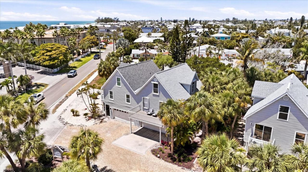 6325 Gulf Drive, Holmes Beach, FL 34217 Photo