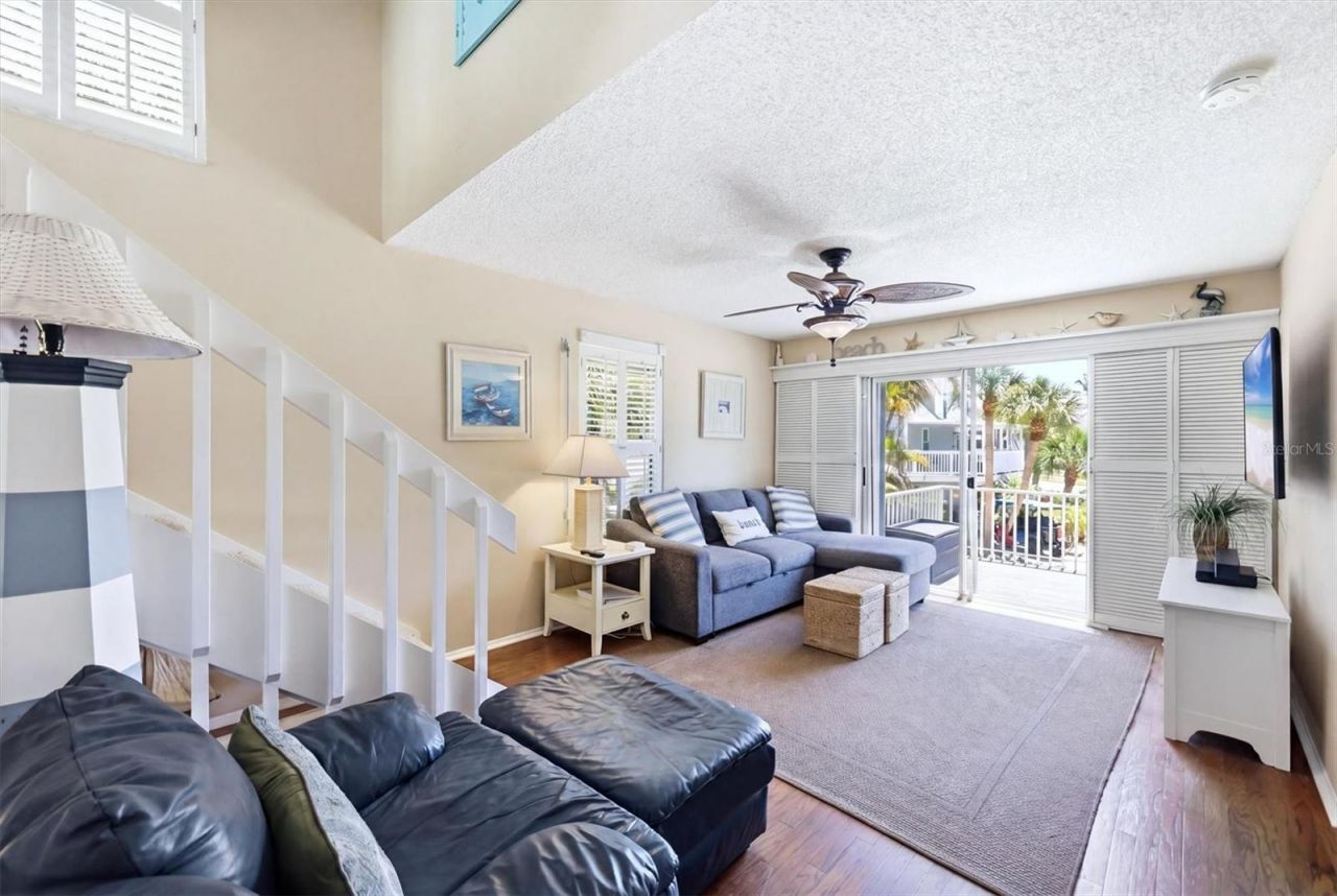 6325 Gulf Drive, Holmes Beach, FL 34217 Photo