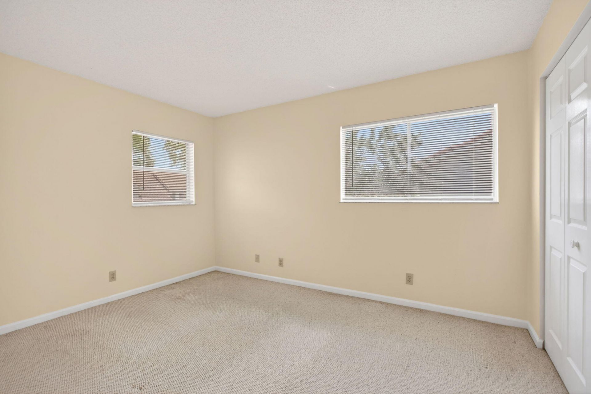 7364 Pinewalk Drive S, Margate, FL 33063 Photo