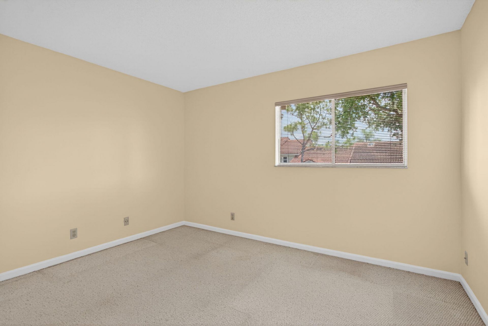 7364 Pinewalk Drive S, Margate, FL 33063 Photo
