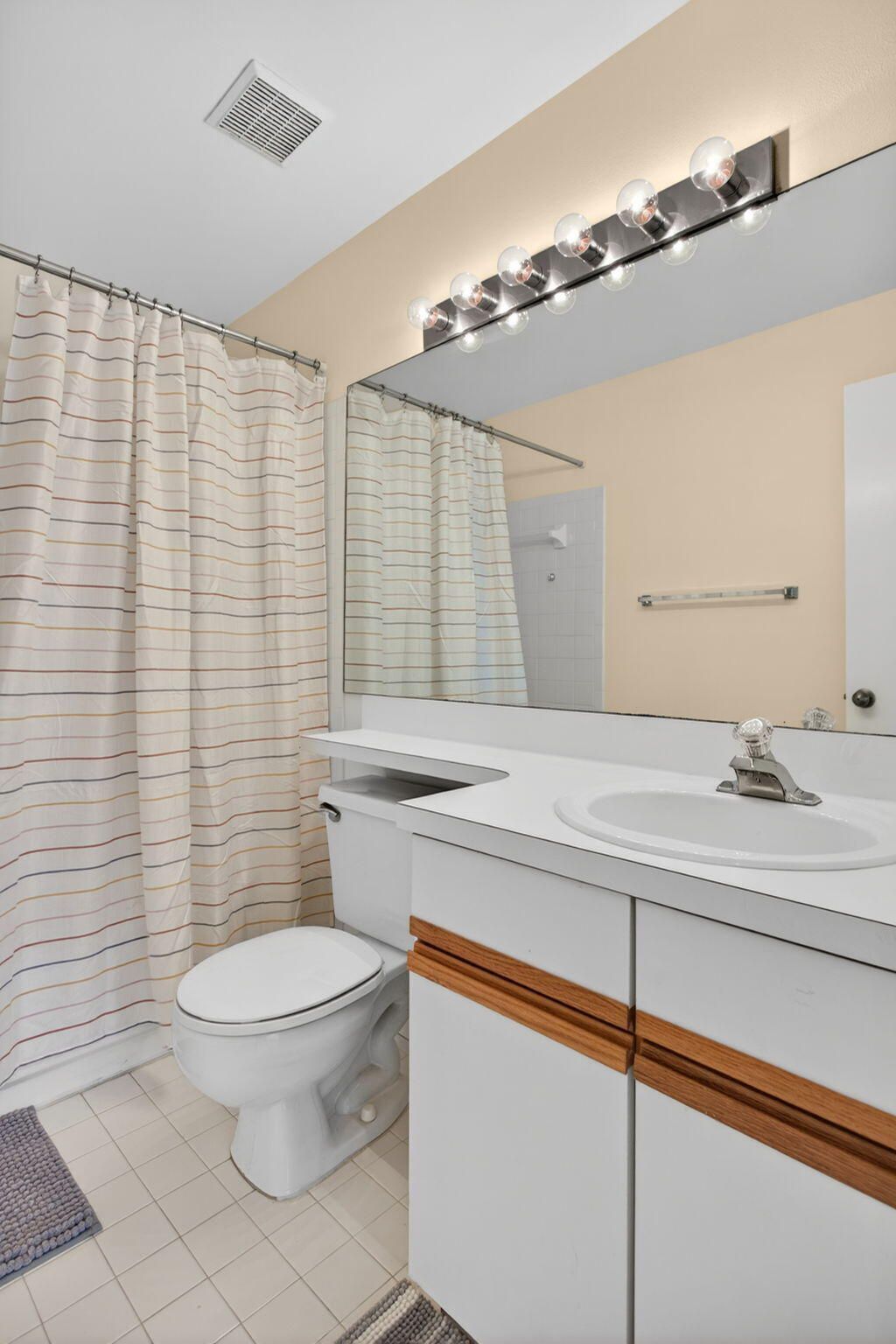 7364 Pinewalk Drive S, Margate, FL 33063 Photo