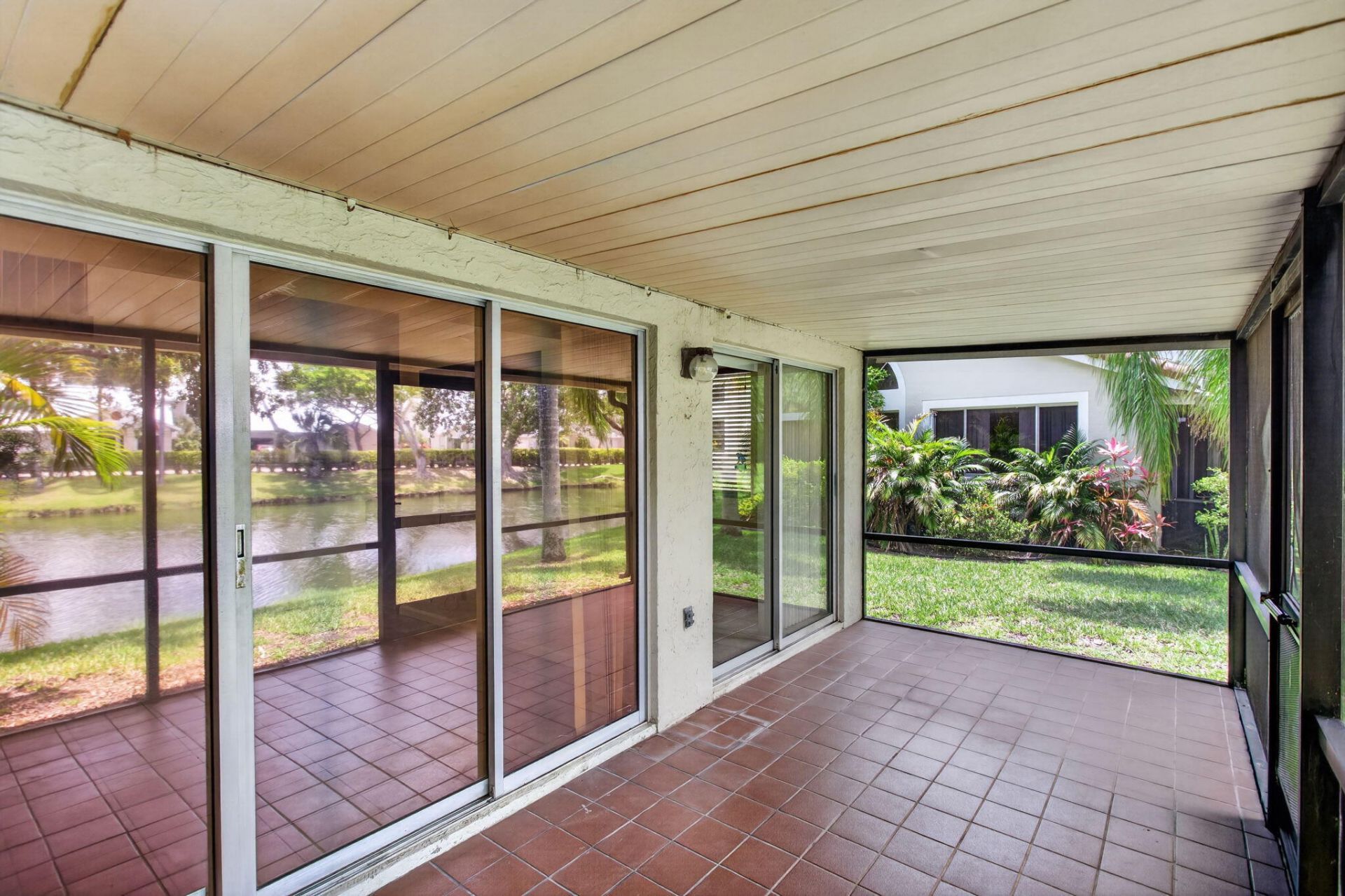 7364 Pinewalk Drive S, Margate, FL 33063 Photo