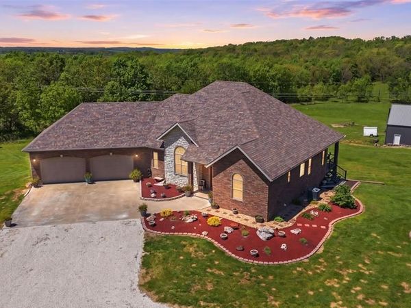 11285 M- Oak Hill Lane , Mountain Grove, MO 65711