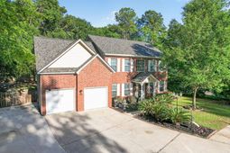 112 N Knightsbridge Court photo 4