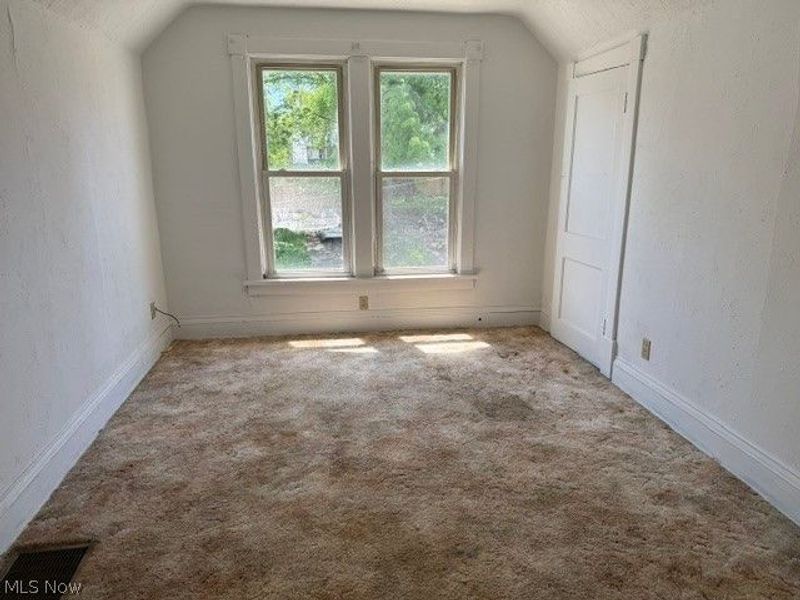 1111 Hillary Square, Steubenville, OH 43952 Photo 9