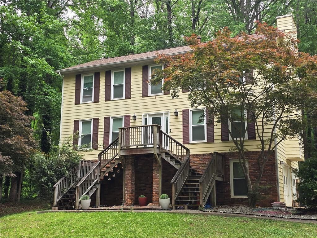 330 Benjamin Circle , Fayetteville, GA 30214 Main Photo