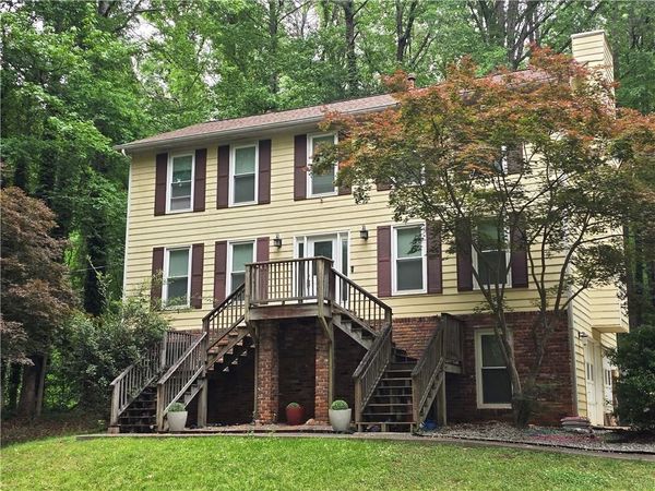 330 Benjamin Circle , Fayetteville, GA 30214