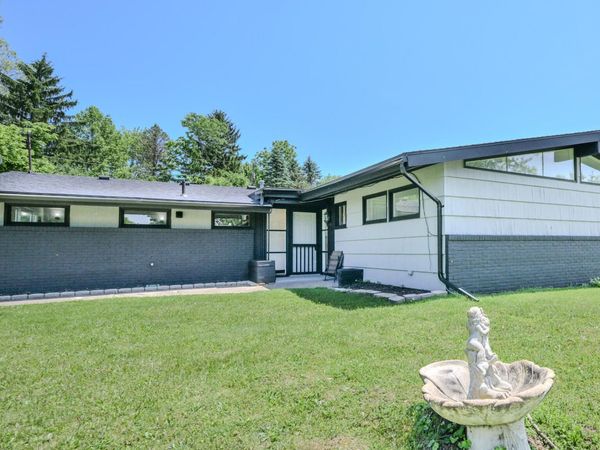 2020 Winding Trail, Springfield, OH 45503