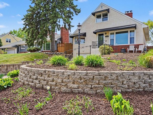 629 Saratoga Street S, Saint Paul, MN 55116