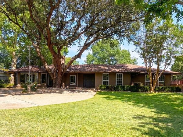 11083 Erhard Drive, Dallas, TX 75228