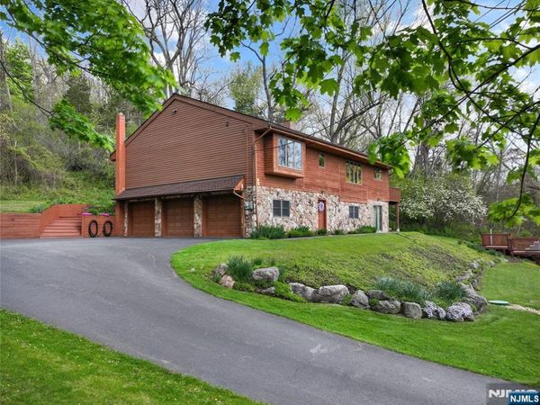 7 Sheba Drive, SUSSEX, NJ 07461