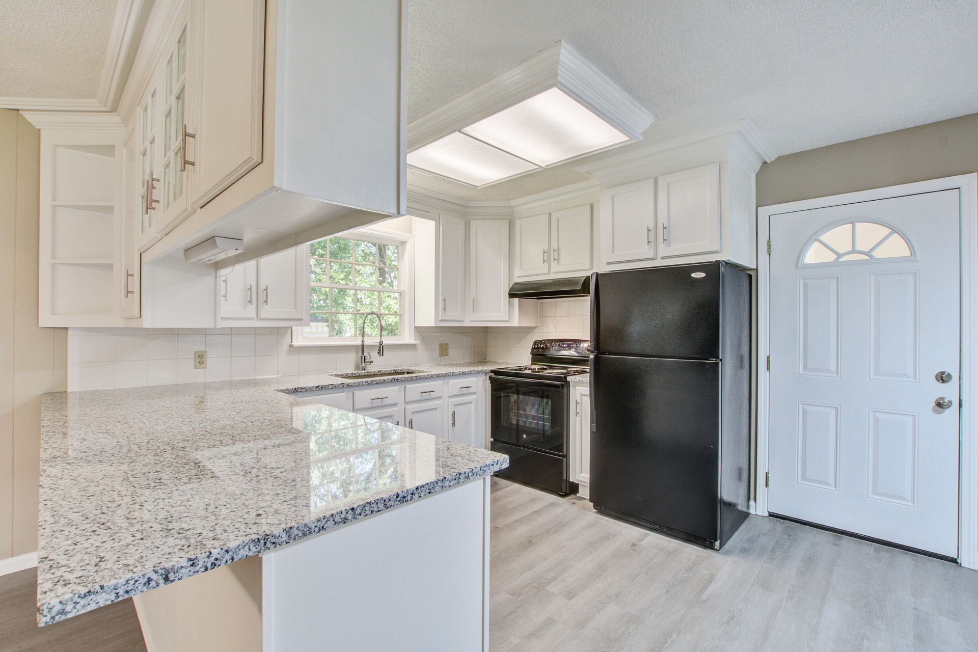 2734 Shadow Lane Photo 22