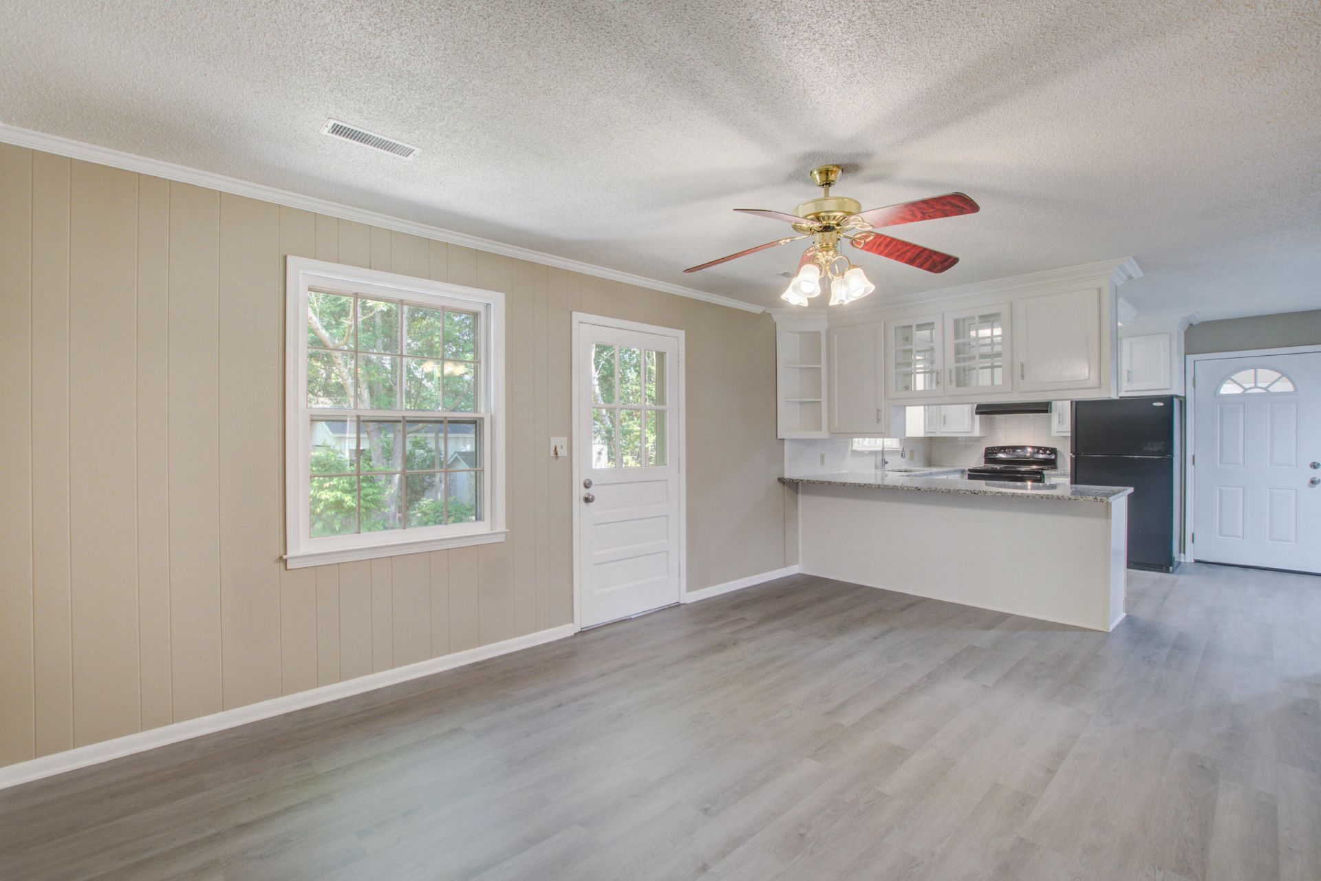 2734 Shadow Lane Photo 24