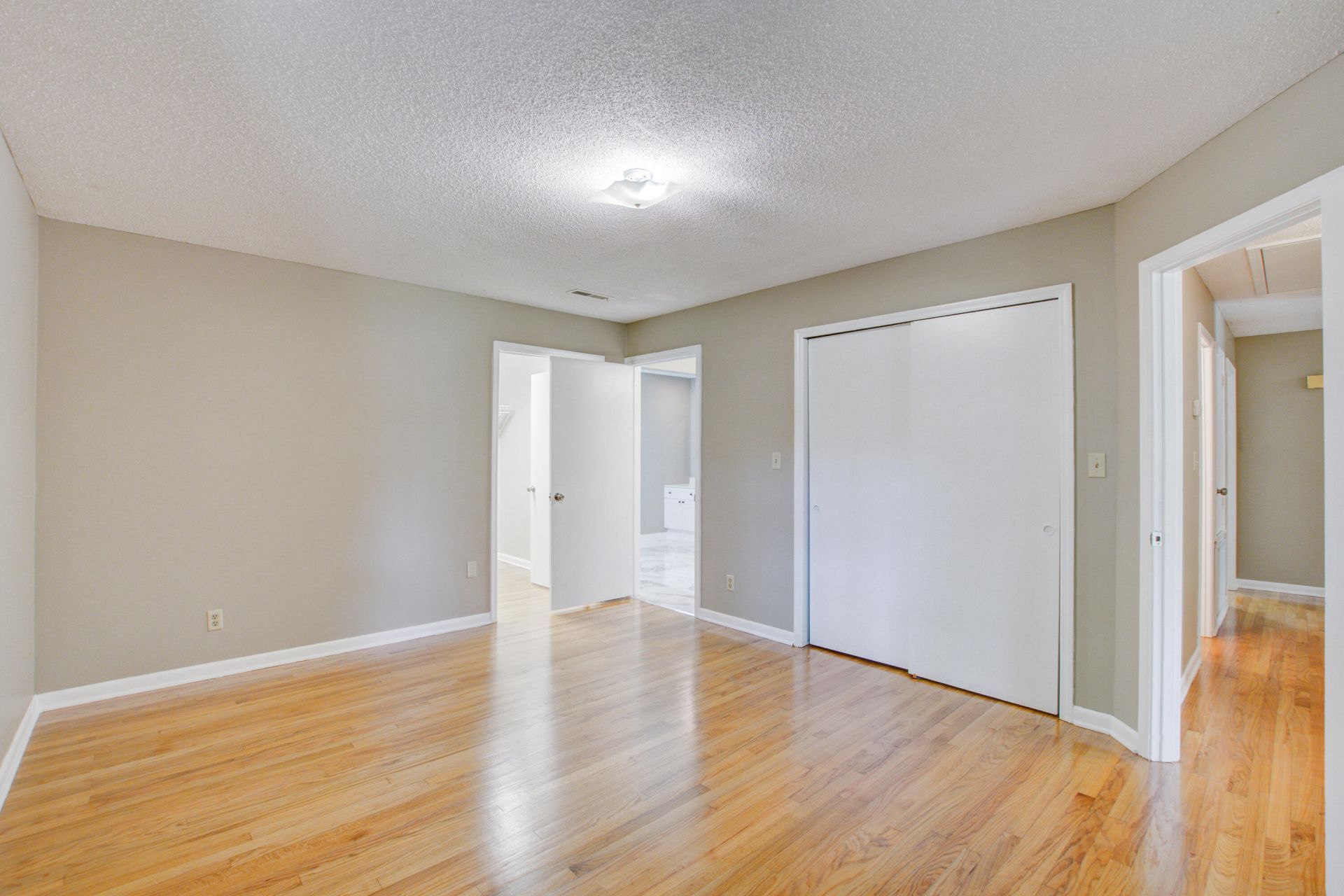 2734 Shadow Lane Photo 33