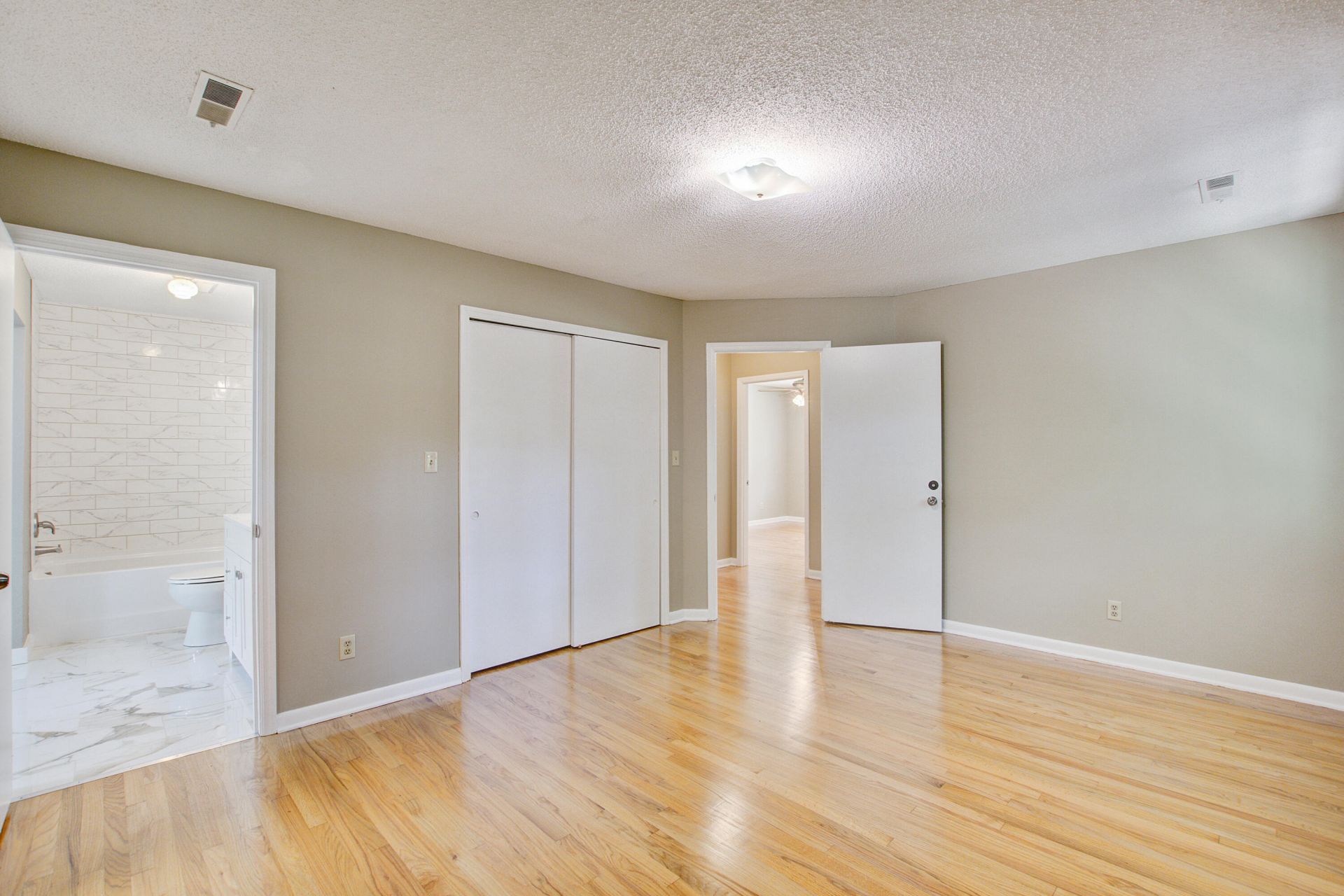 2734 Shadow Lane Photo 34
