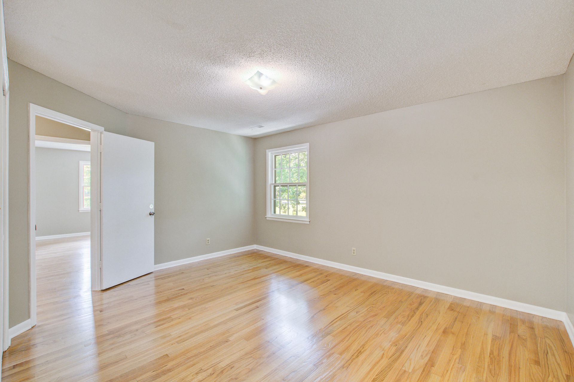 2734 Shadow Lane Photo 35
