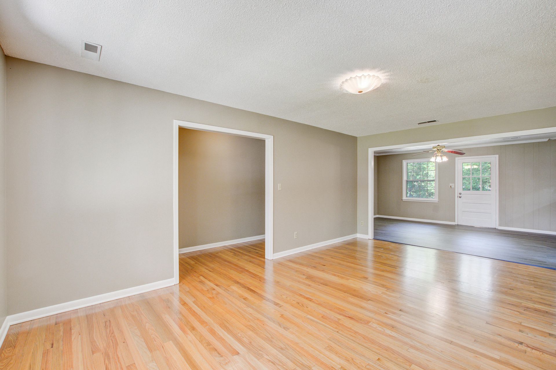 2734 Shadow Lane Photo 8