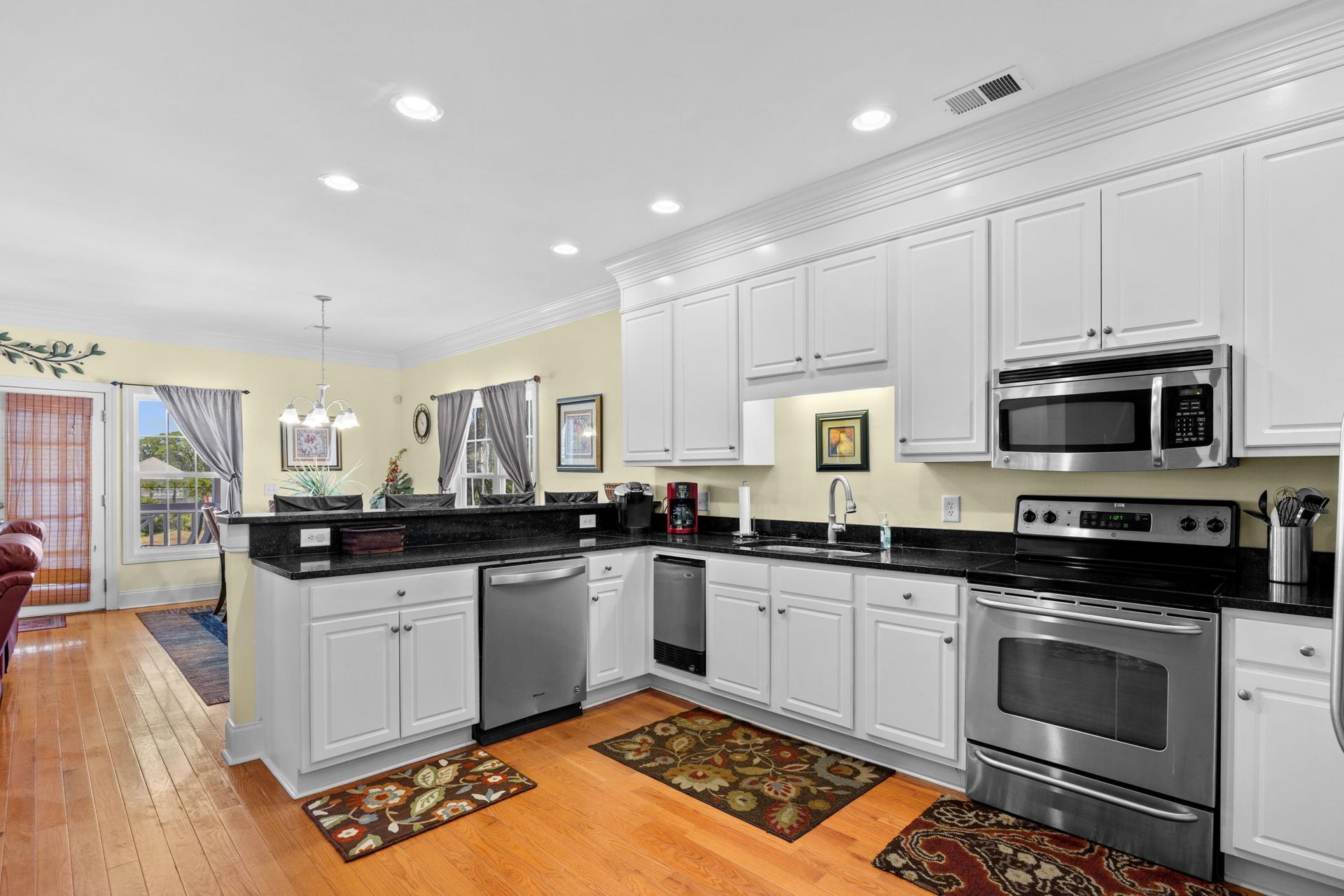 118 Seabreeze Dr.  Photo 12
