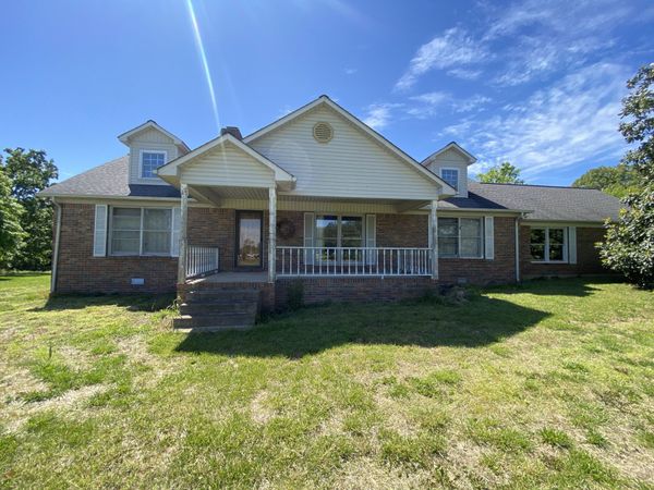 312 Corbin St , Summertown, TN 38483